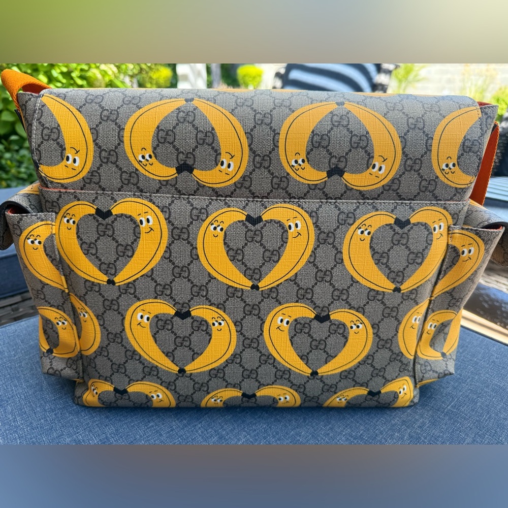 Gucci Banana Diaper Bag- VERY RARE ❤️ - Picture 15 of 15